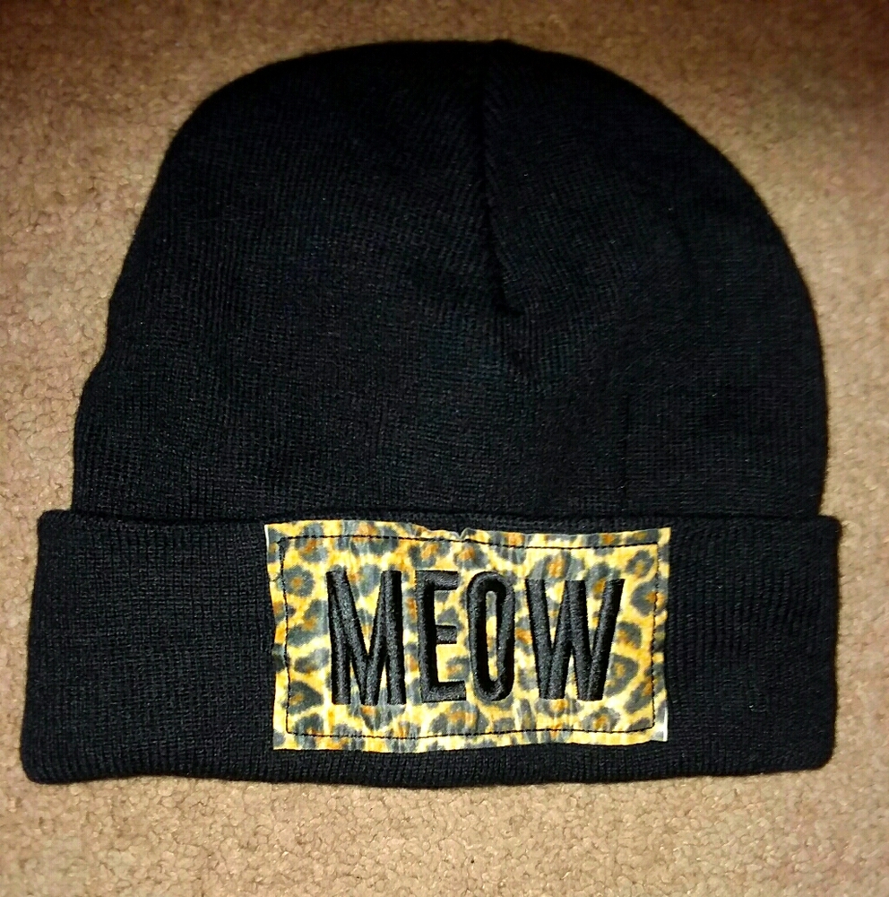 Black Beanie 'Meow'